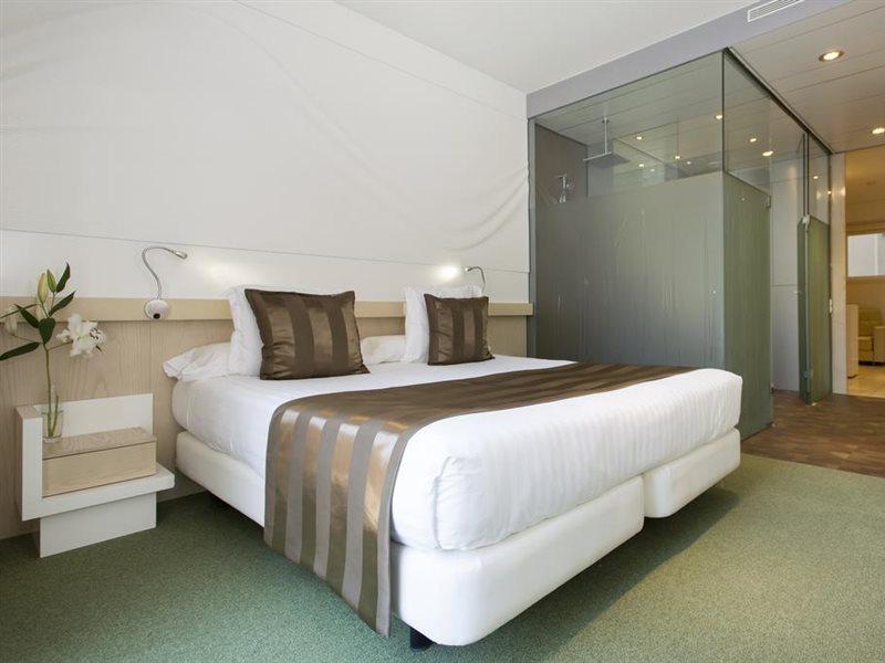 Ako Suite Hotel Барселона Екстериор снимка
