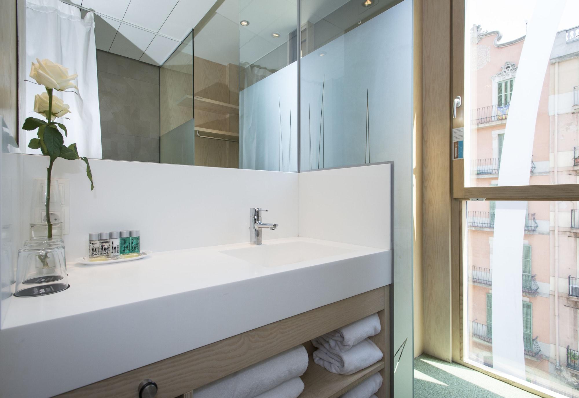 Ako Suite Hotel Барселона Екстериор снимка