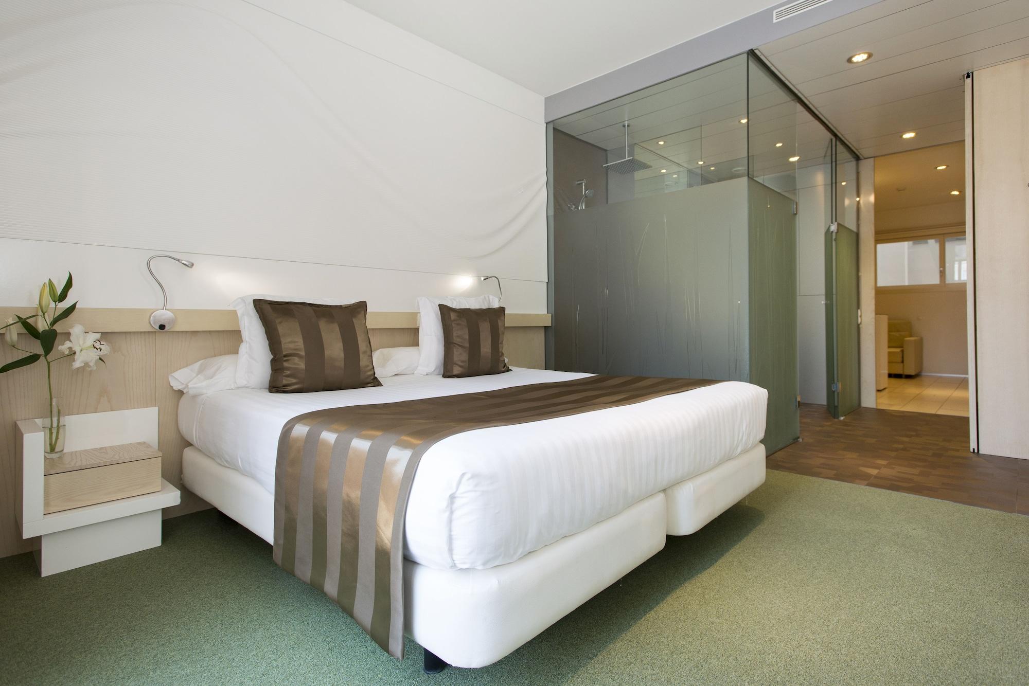 Ako Suite Hotel Барселона Екстериор снимка