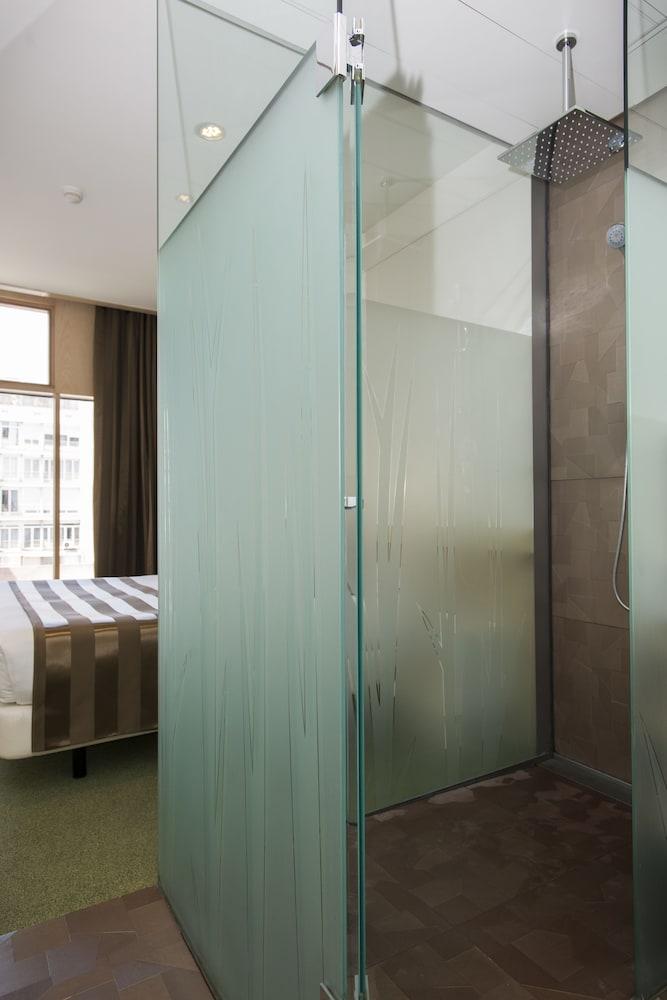 Ako Suite Hotel Барселона Екстериор снимка