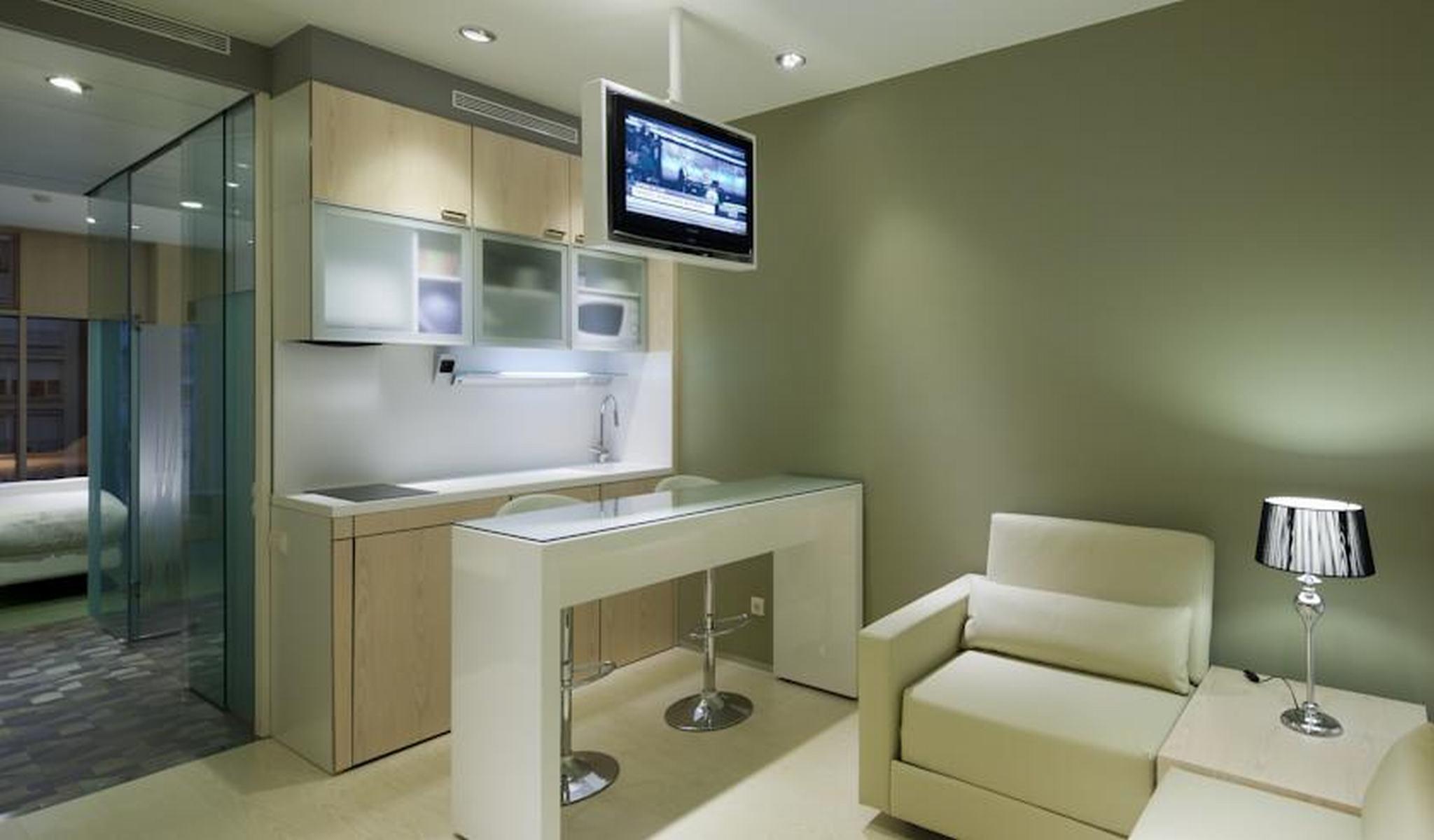 Ako Suite Hotel Барселона Екстериор снимка
