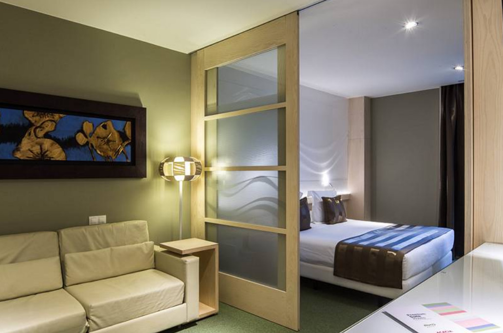 Ako Suite Hotel Барселона Екстериор снимка